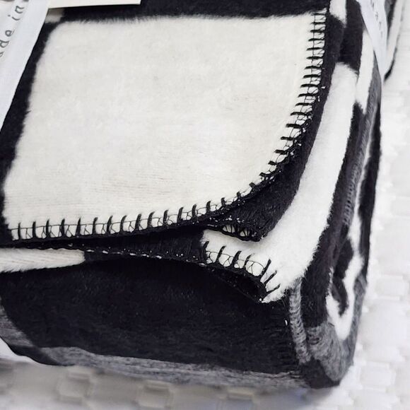 Docofil King Size Soft Blanket Cotton Blend Black White Made In Portugal‎ - Picture 4 of 14